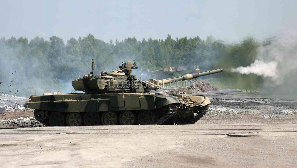 Российский танк в действии
