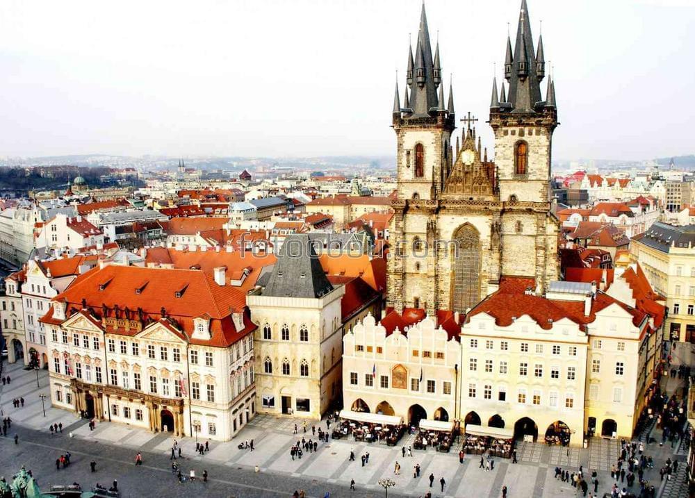 Огромный замок в Праге