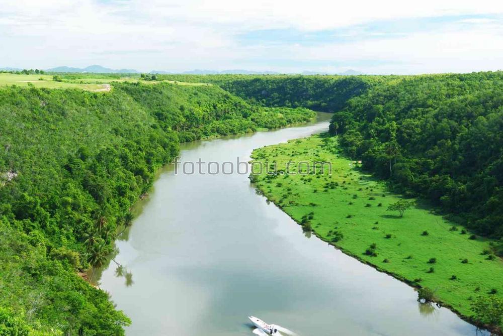Река Чавон в Доминиканской республике