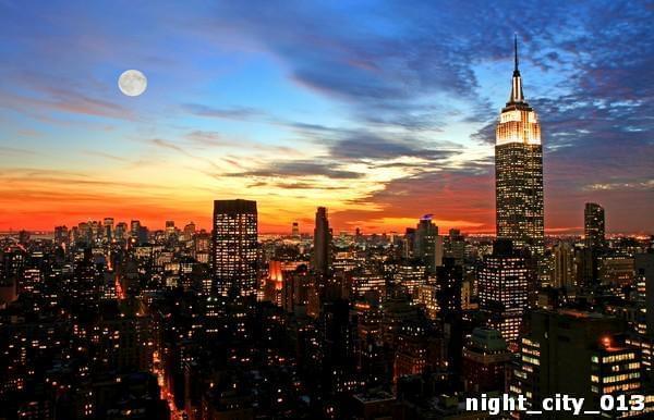 Луна над Нью-Йорком