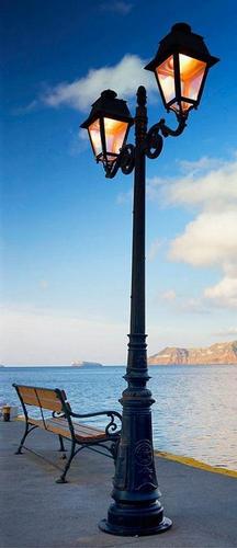лавочка, фонарь, река, небо, облака