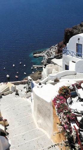 море, лестница, цветы, белый