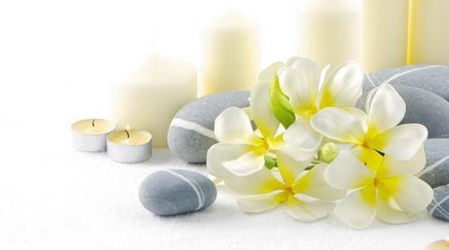 камни, свечи, цветы, белый, желтый, серый