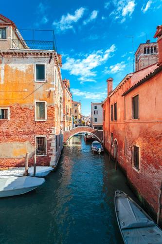 Венеция, вода, лодки, дома, небо, облака, яркая, лето